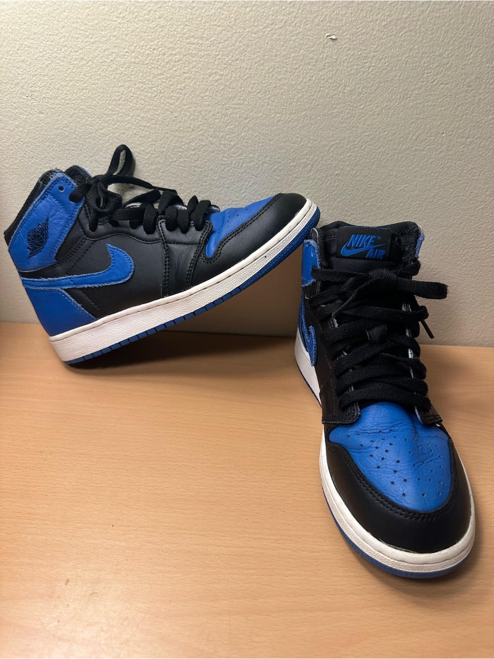 Nike Air Jordan 1 Retro High OG BG Royal Size 6Y 575441-007